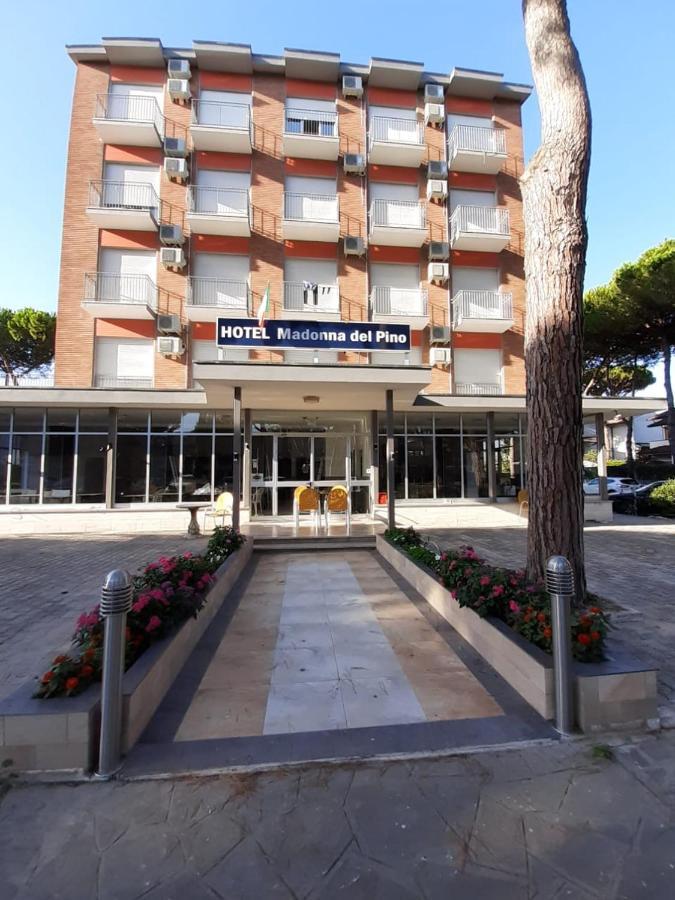 Madonna Del Pino