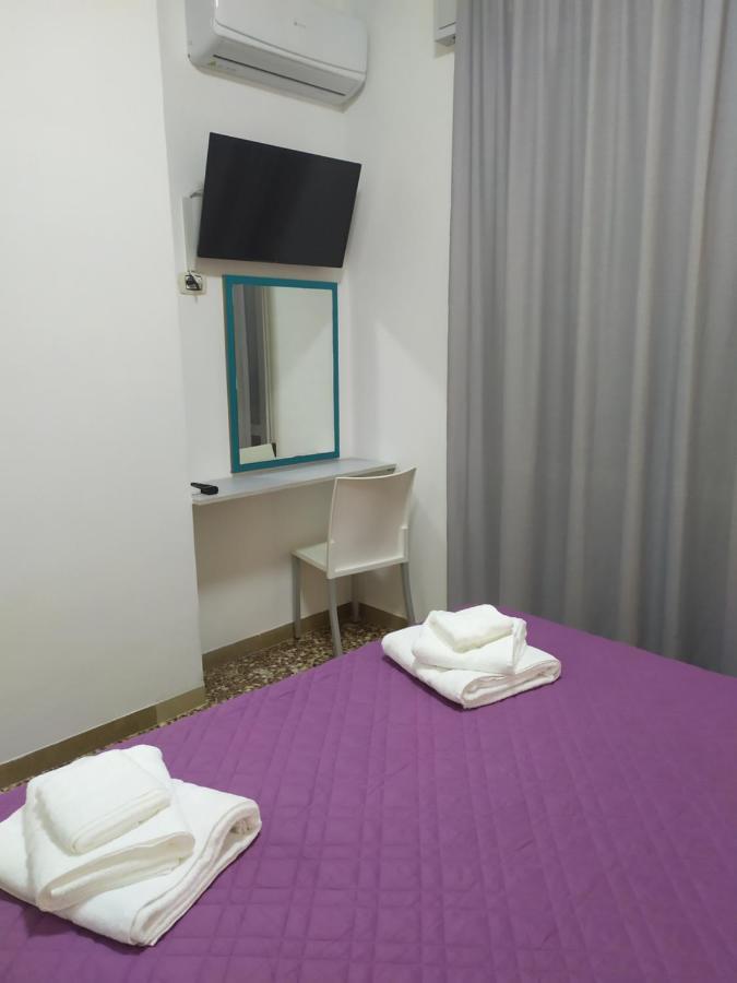 Madonna Del Pino Hotel 2*